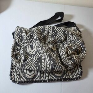 Mossimo Supply Co. Tribal Aztec Print Messenger Bag Shoulder Bag Crossbody‎